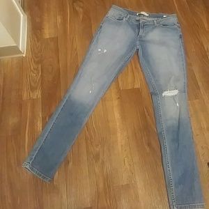 Levi's 524 Skinny Jean
